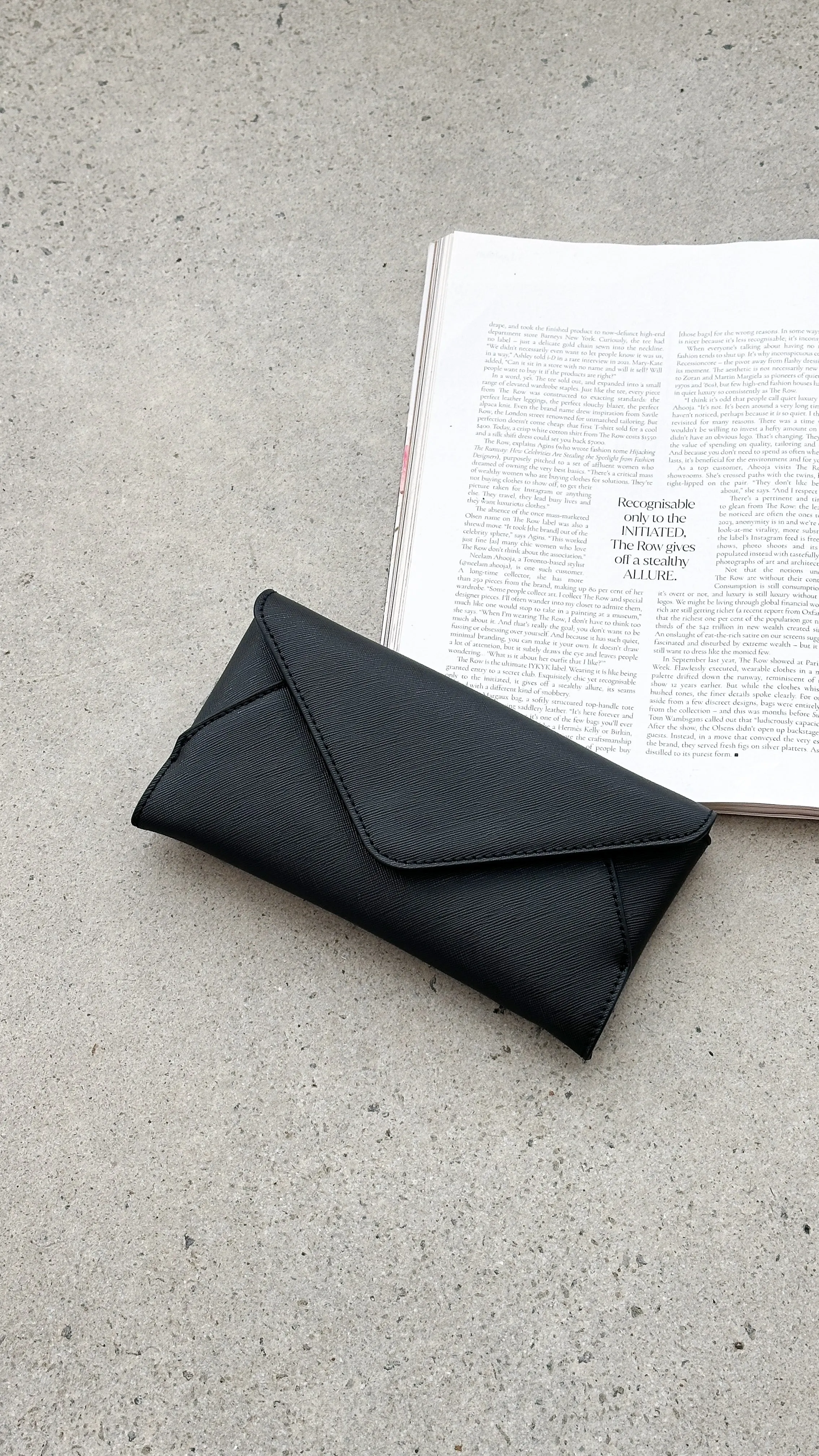 Carmen Envelope Cross Body Bag - Black