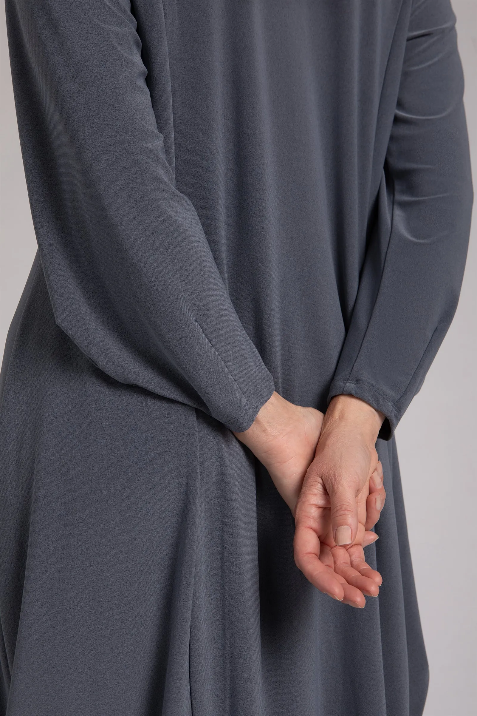 Easy Crew Neck Lantern Dress | Melange Gunmetal
