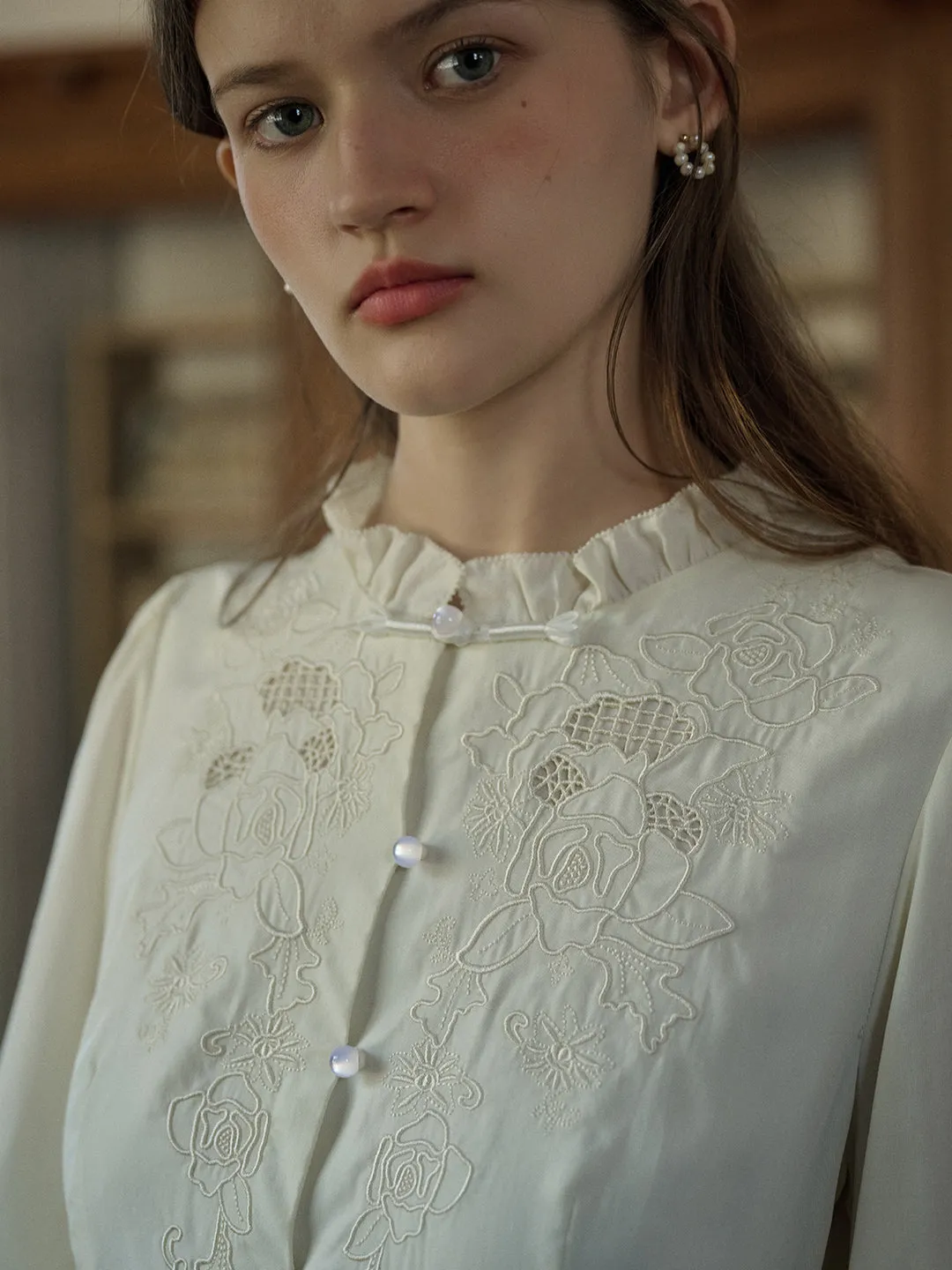 Eve Trim Round Neck Hollow Rose Embroidered Lace Dress