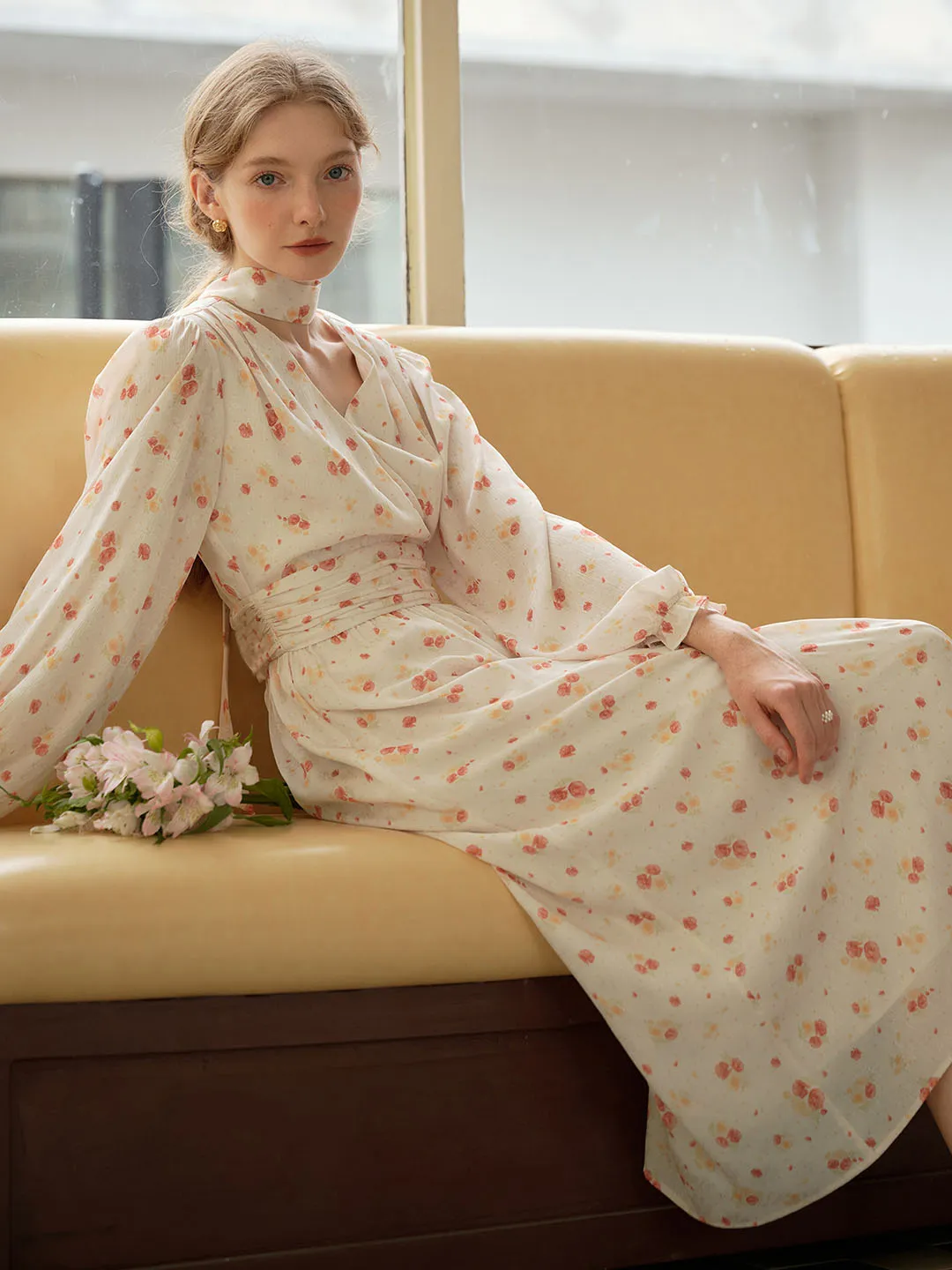 Nyomi Sweet V Neck Floral Print Lace Sleeve Dress