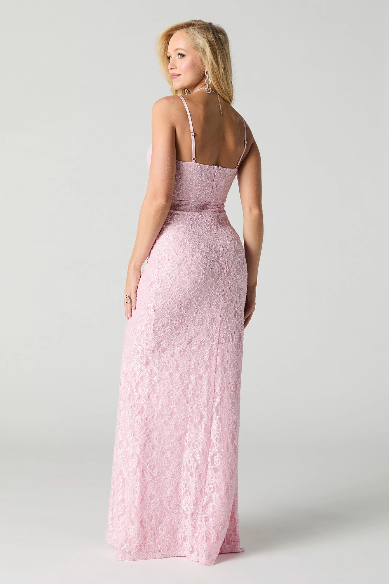 Robe maxi croisée en filet scintillant à col châle